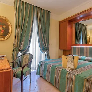 https://luce-rome.it-romehotels.com