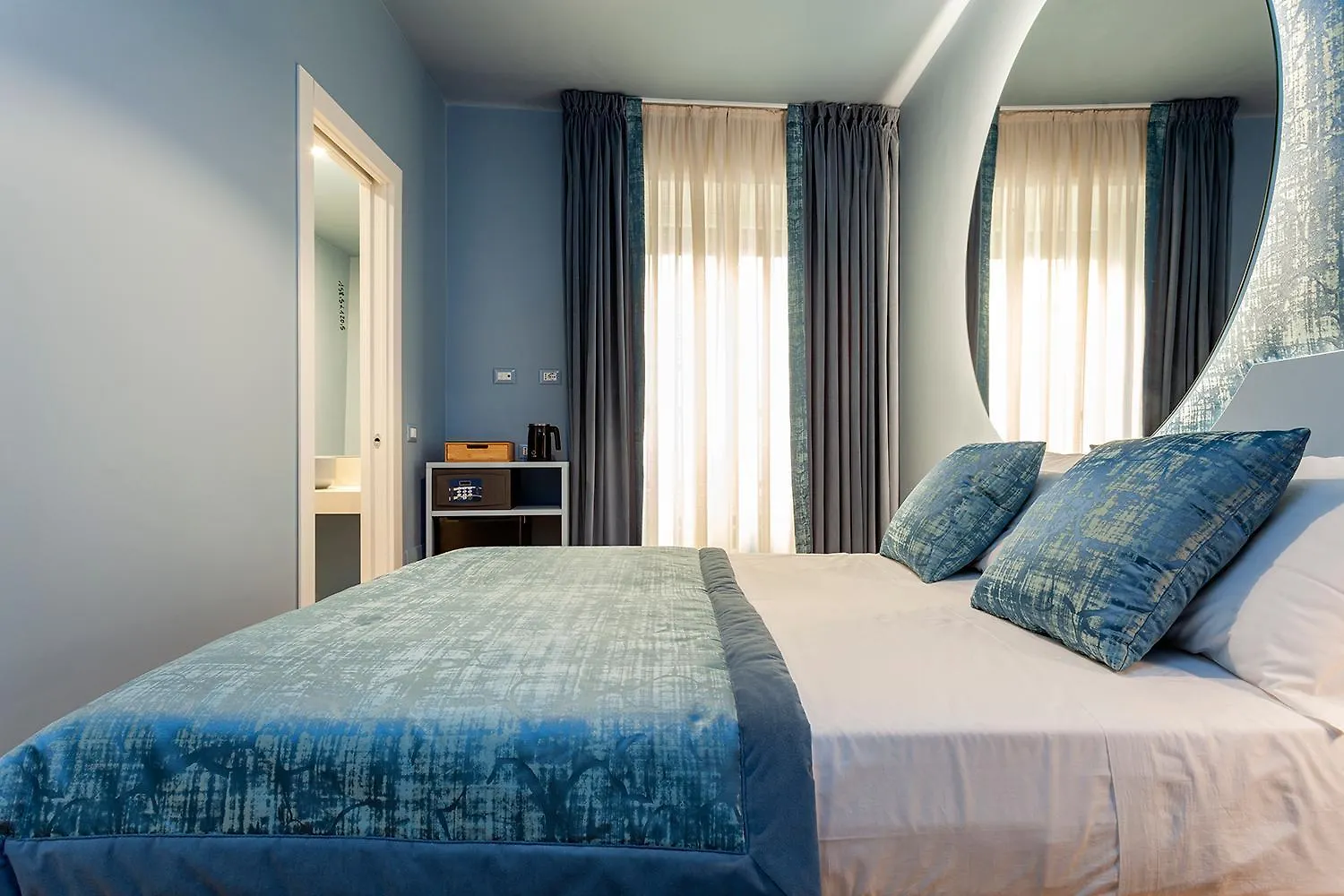 Le Texture Premium Rooms Duomo-Cordusio Milano 0*,  Italia